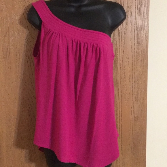 Tops - Women's One-Shoulder Pink Top